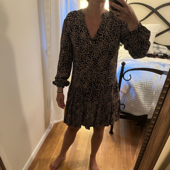Gap Long Sleeve Dress - Picture 2 of 6